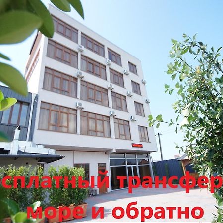 Hotel 725 Batumi Esterno foto