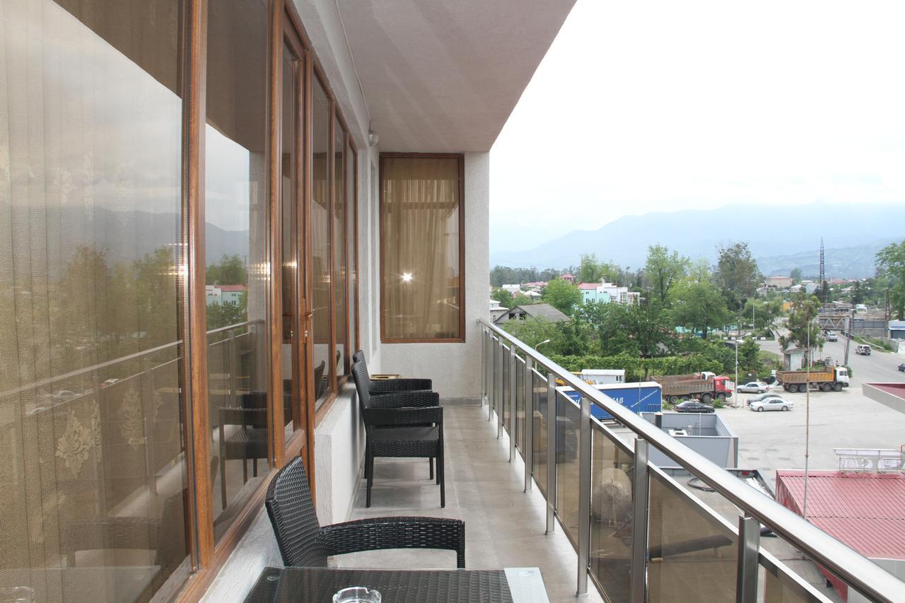 Hotel 725 Batumi Esterno foto
