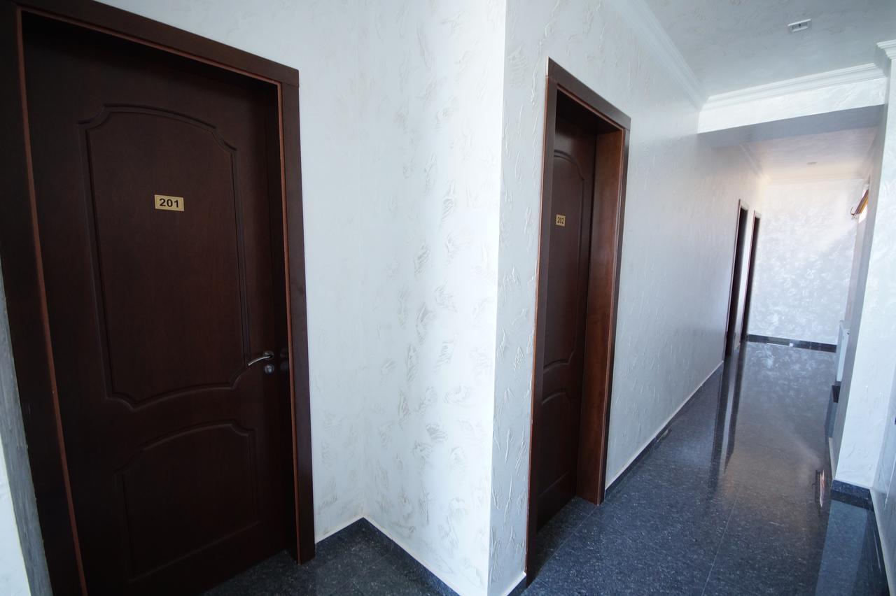 Hotel 725 Batumi Esterno foto